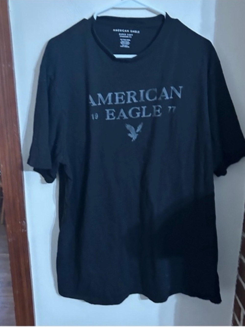 American Eagle Outfitters Size XLT Black Graphic Logo Short Sleeve Tee